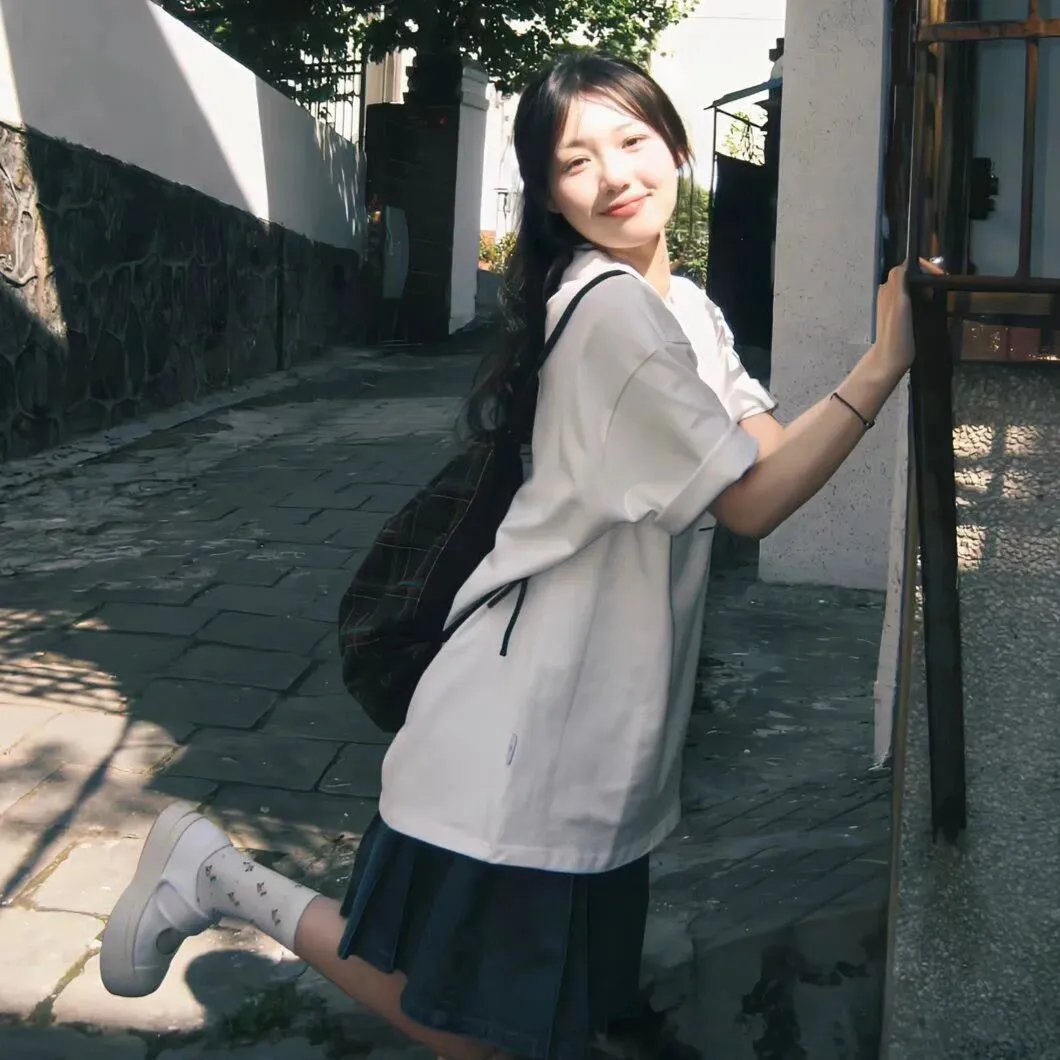 鱼跃奇缘